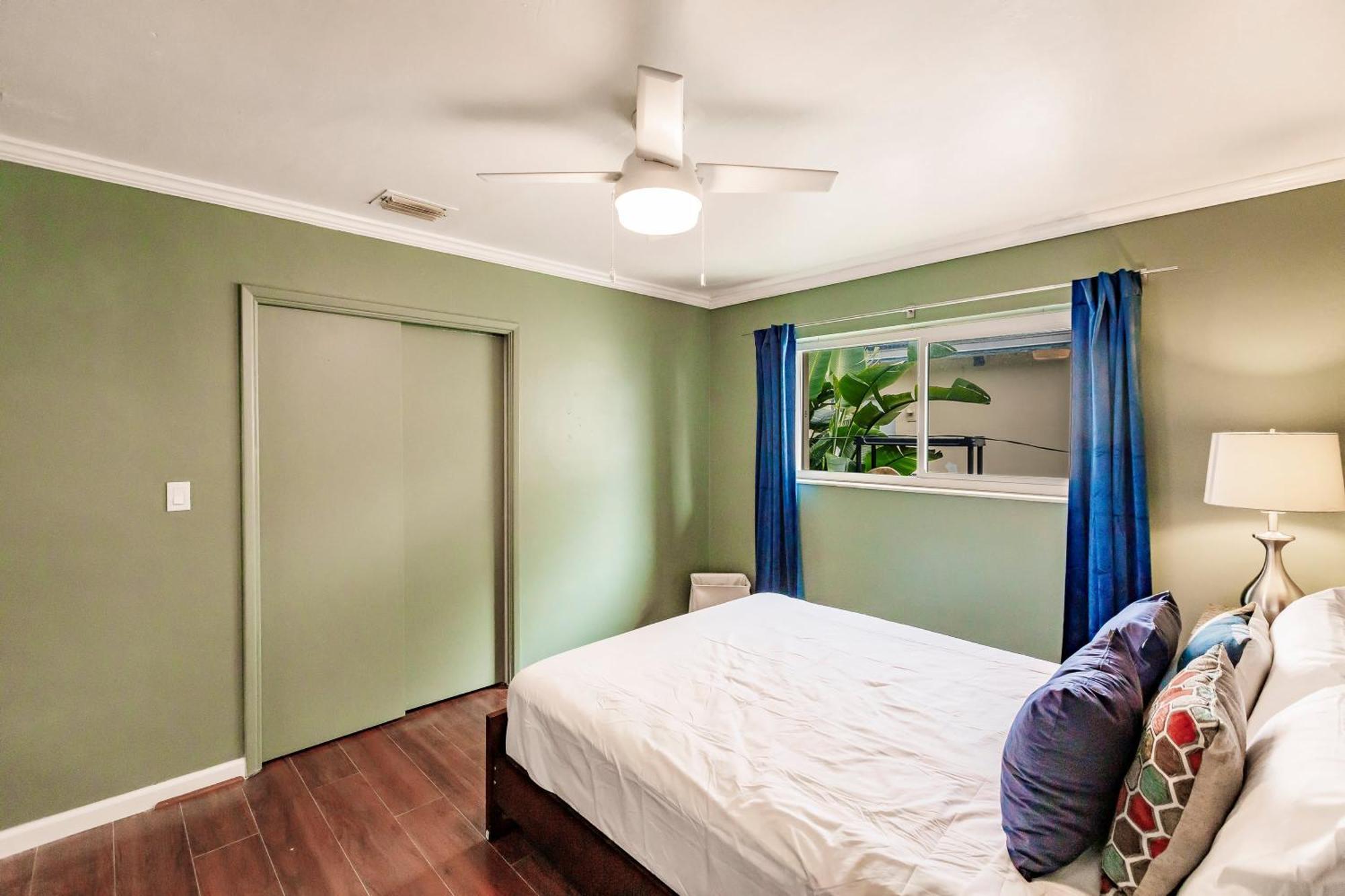 Bnb Hyperion - Updated 1B1B Hideaway - Sleeps 3 Hollywood Eksteriør billede