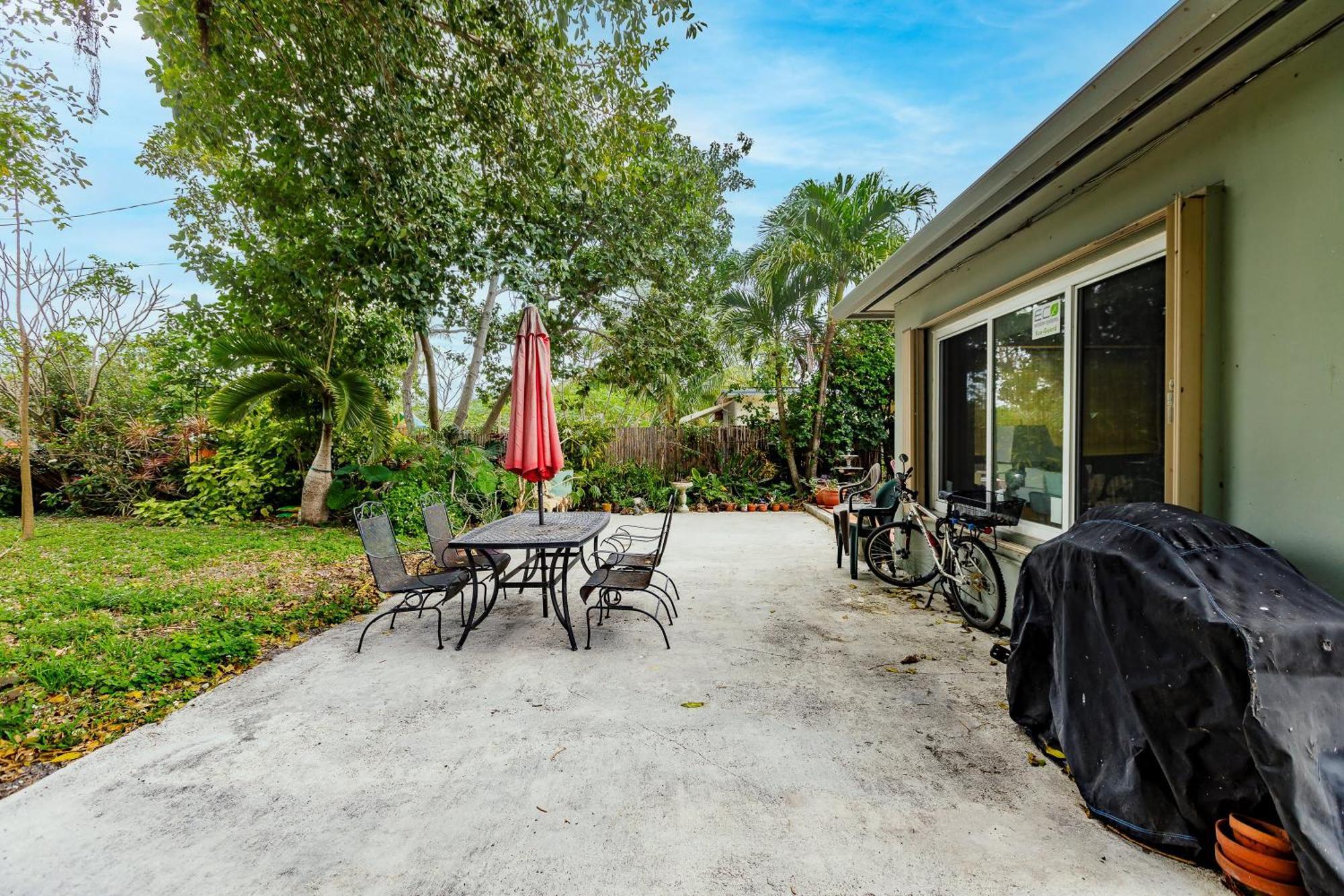 Bnb Hyperion - Updated 1B1B Hideaway - Sleeps 3 Hollywood Eksteriør billede
