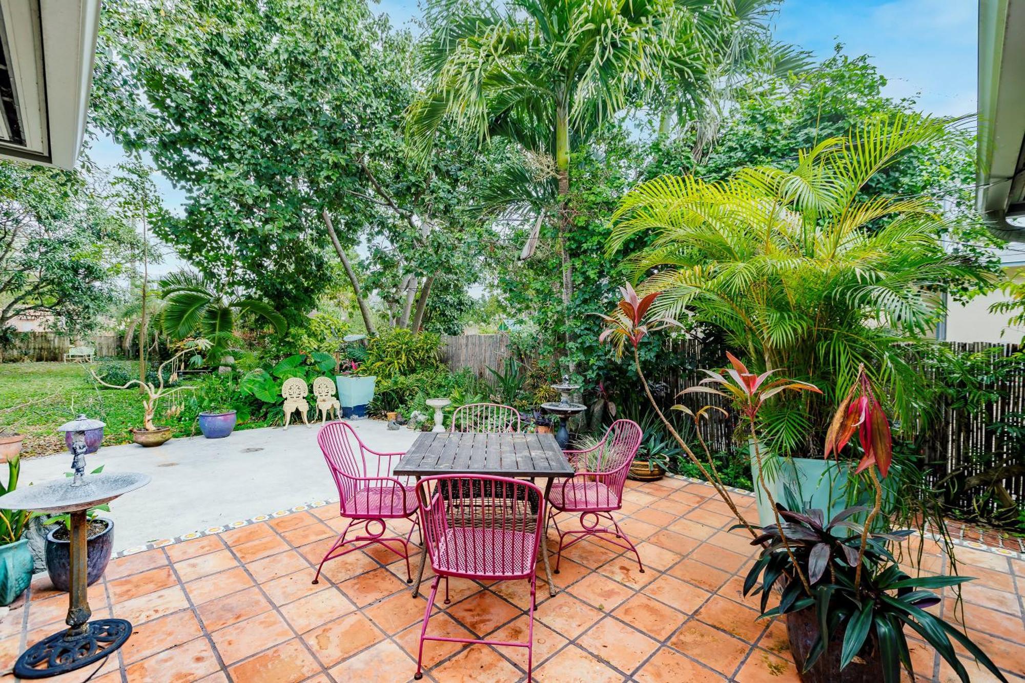 Bnb Hyperion - Updated 1B1B Hideaway - Sleeps 3 Hollywood Eksteriør billede